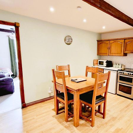 The Old Wash Kitchen - Charming Character Cottage In Holmfirth, Yorkshire Buitenkant foto