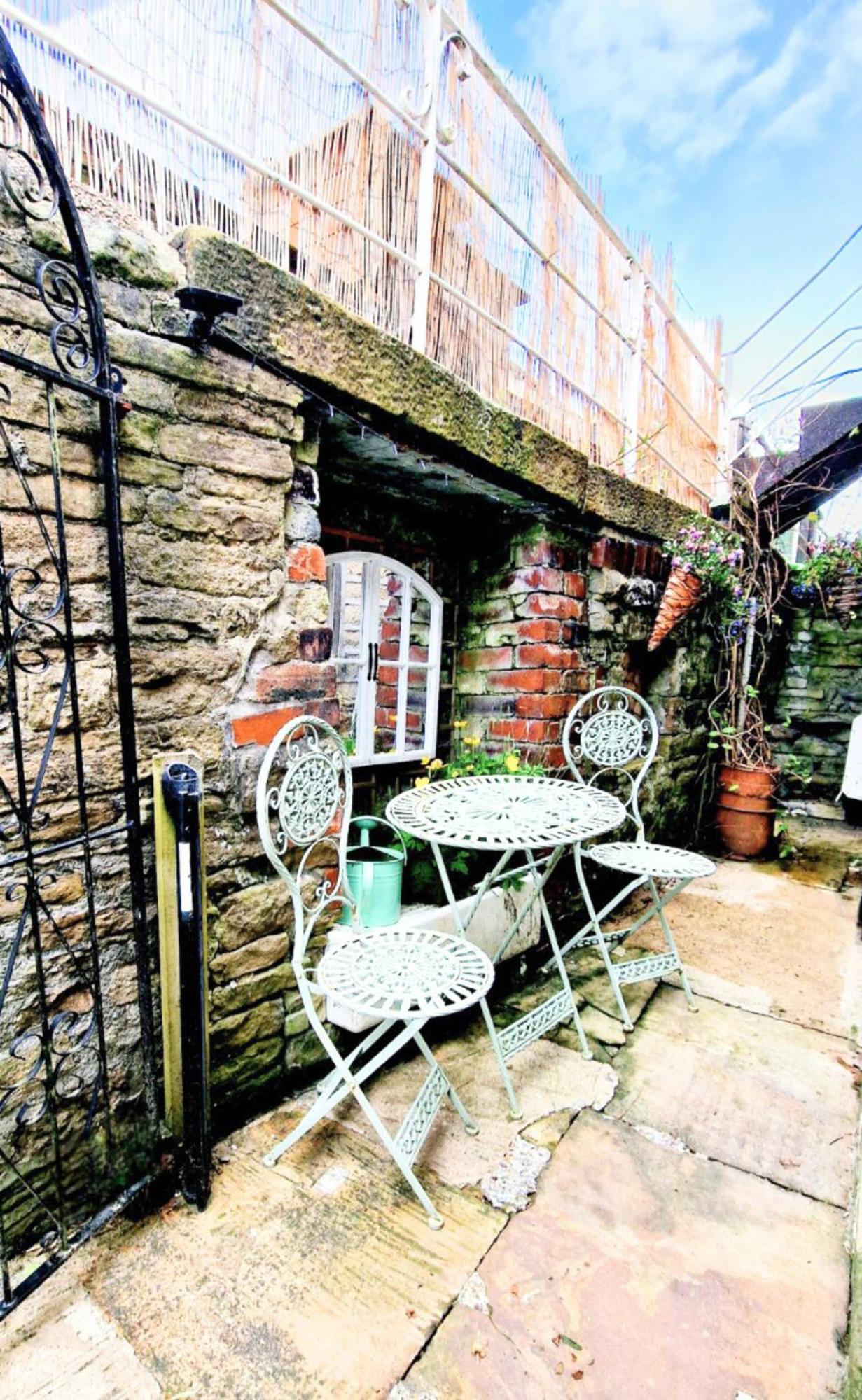 The Old Wash Kitchen - Charming Character Cottage In Holmfirth, Yorkshire Buitenkant foto