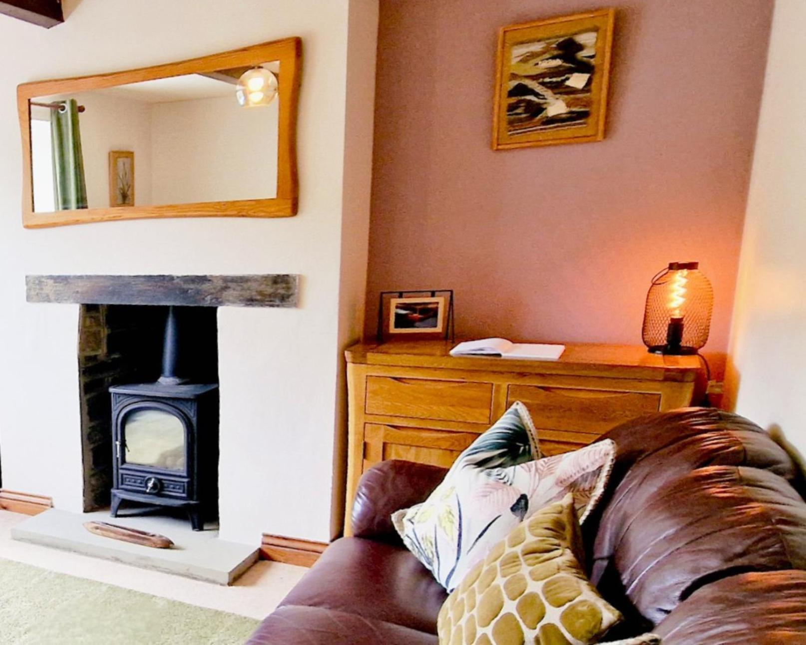 The Old Wash Kitchen - Charming Character Cottage In Holmfirth, Yorkshire Buitenkant foto