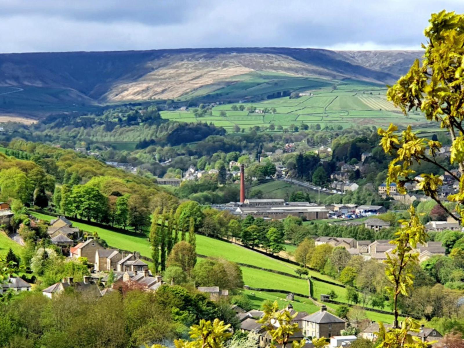 The Old Wash Kitchen - Charming Character Cottage In Holmfirth, Yorkshire Buitenkant foto